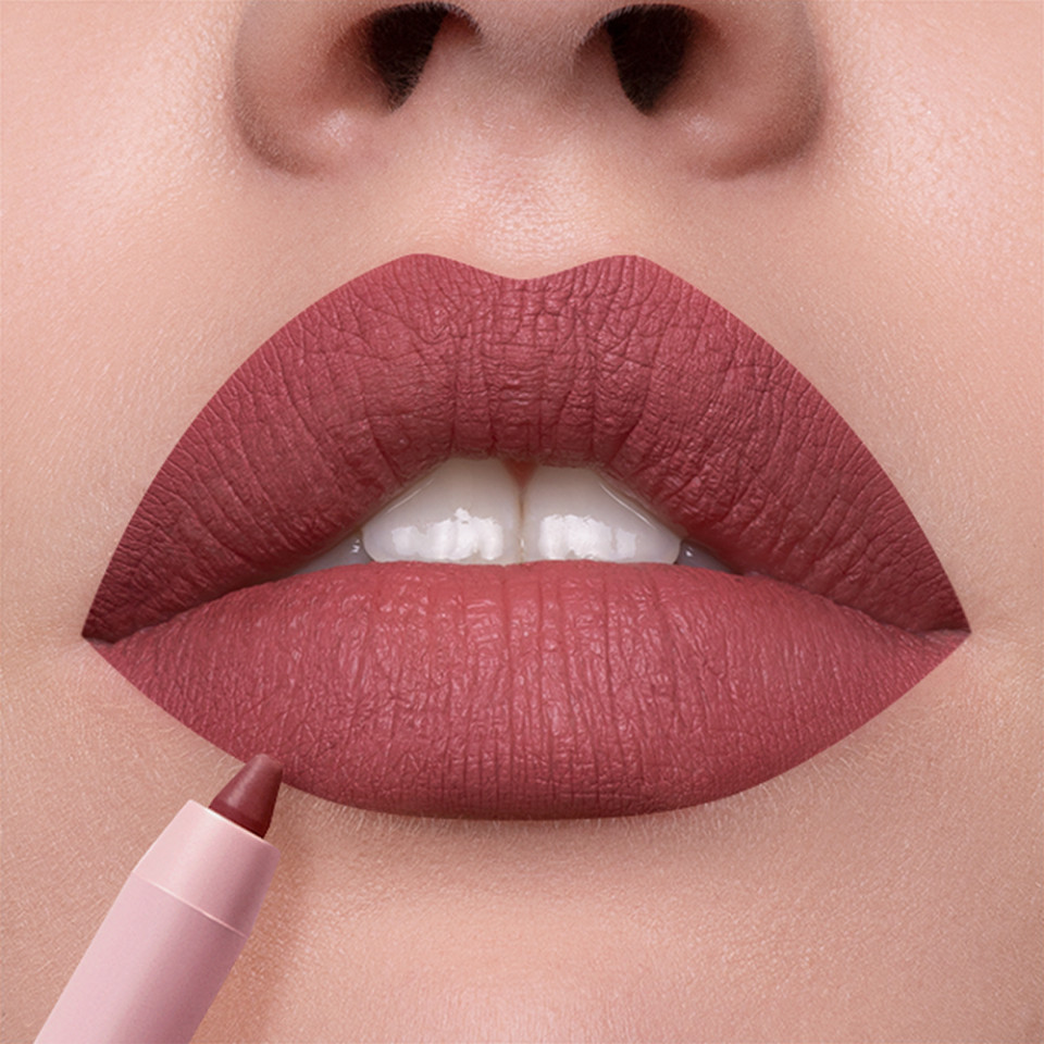 LIP MASTER