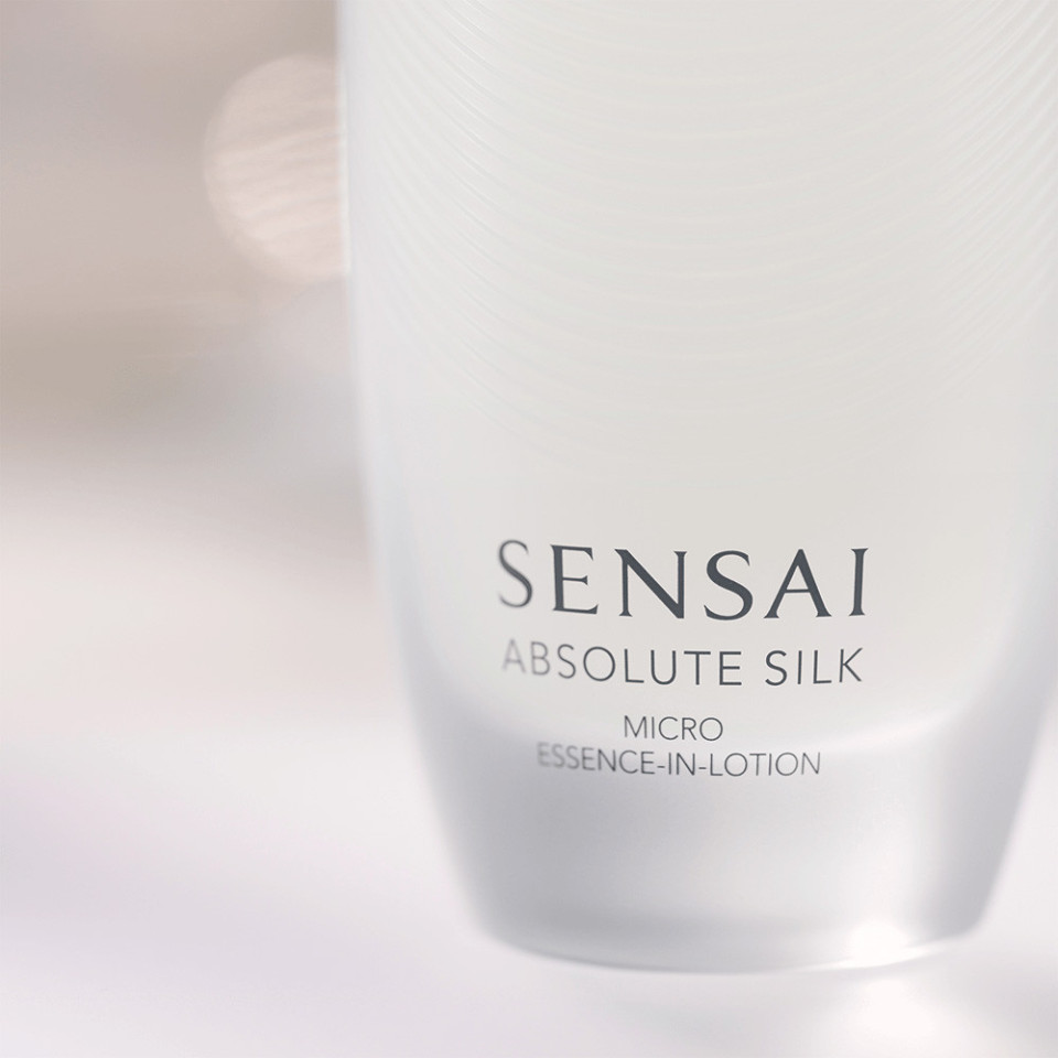 ABSOLUTE SILK MICRO ESSENCE-IN-LOTION