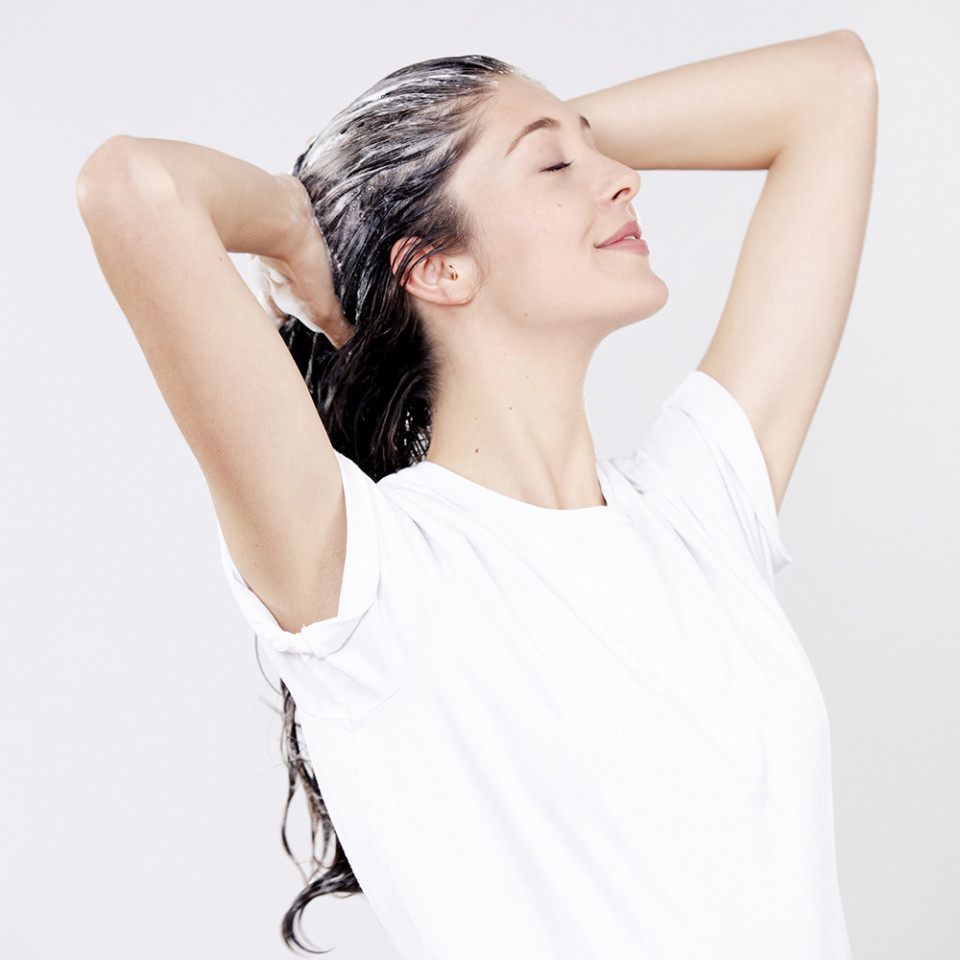 LE BAUME RESTRUCTURANT NOURRISSANT POUR LES LONGUEURS ET LES POINTES 125G