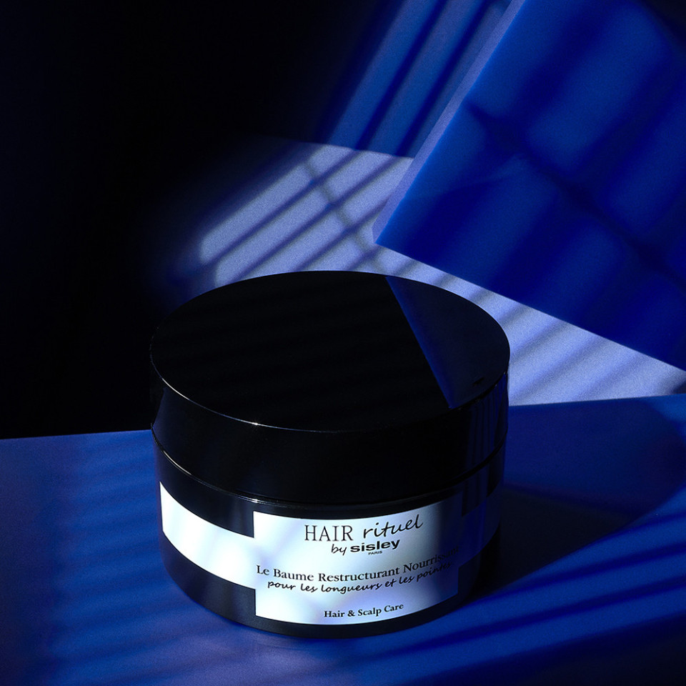 LE BAUME RESTRUCTURANT NOURRISSANT POUR LES LONGUEURS ET LES POINTES 125G