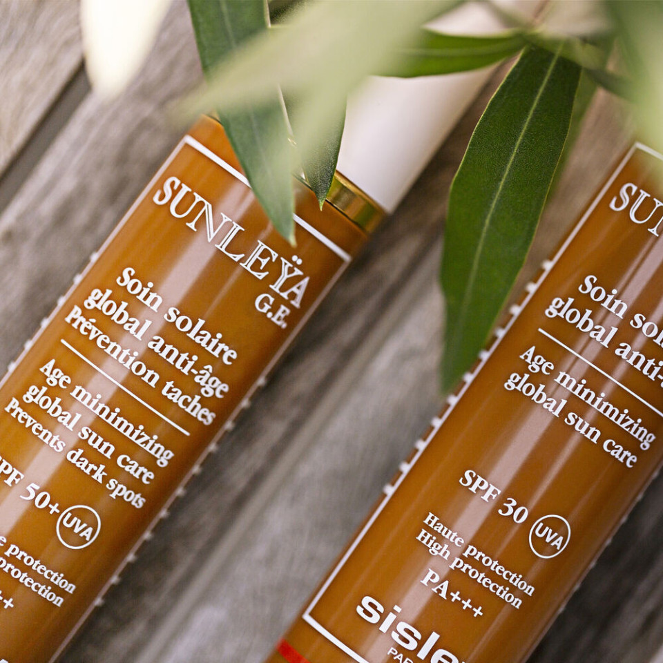 SUNLEŸA G.E. SOIN SOLAIRE GLOBAL ANTI-ÂGE SPF 50+ 50 ML